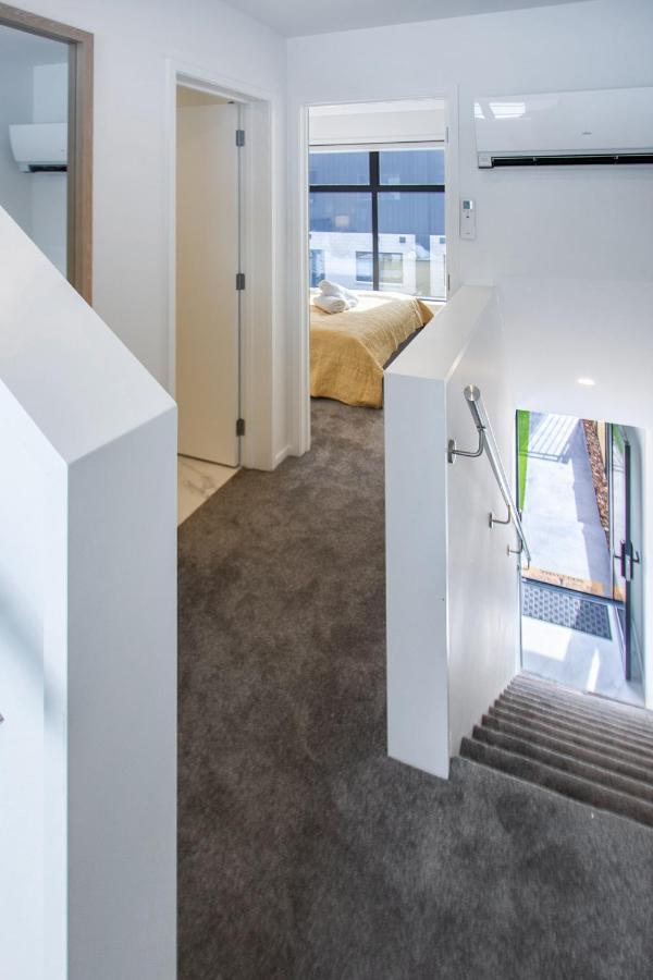 Two Bedroom, Two Bathroom Urban Oasis Christchurch Buitenkant foto