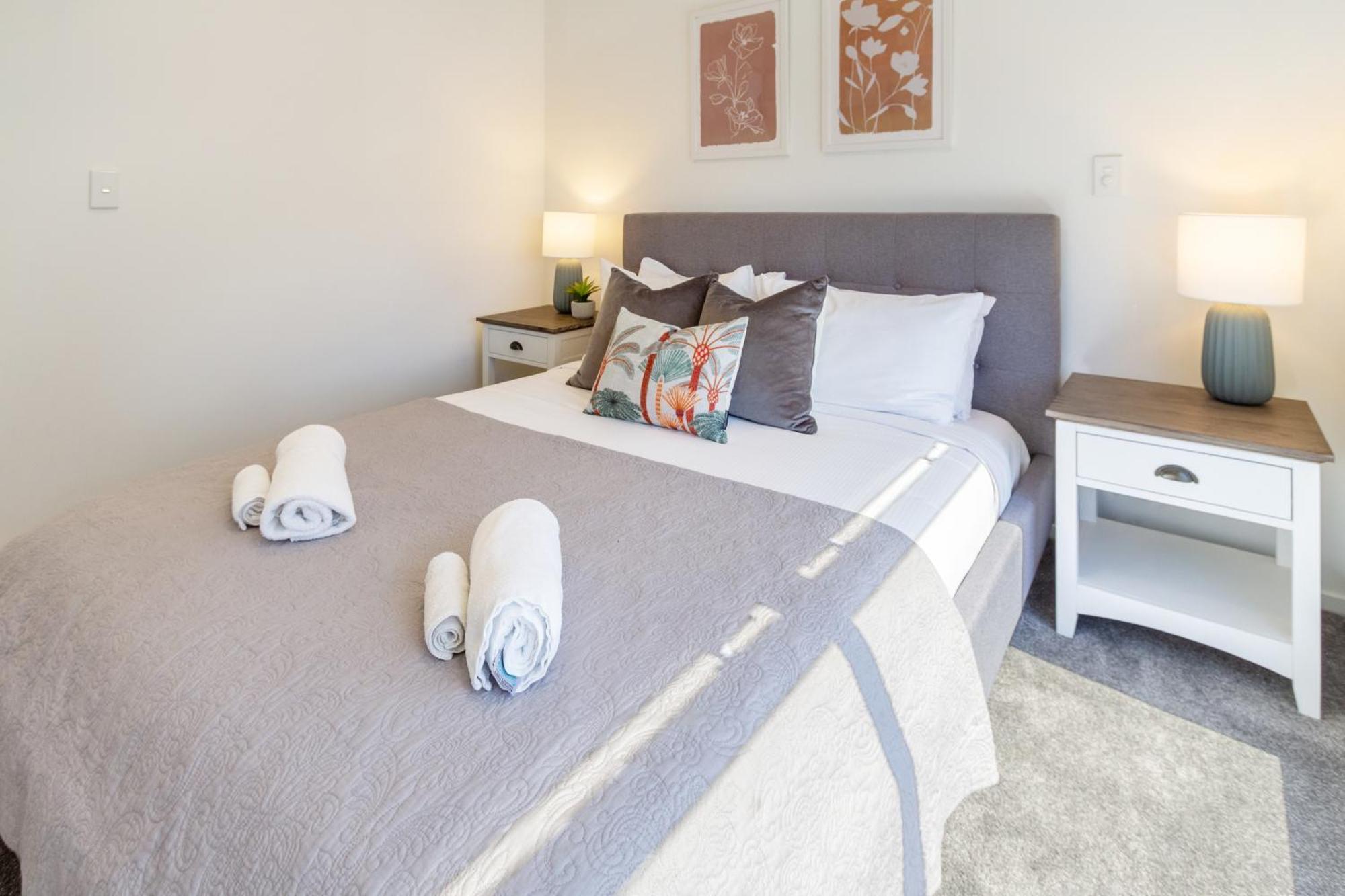 Two Bedroom, Two Bathroom Urban Oasis Christchurch Buitenkant foto