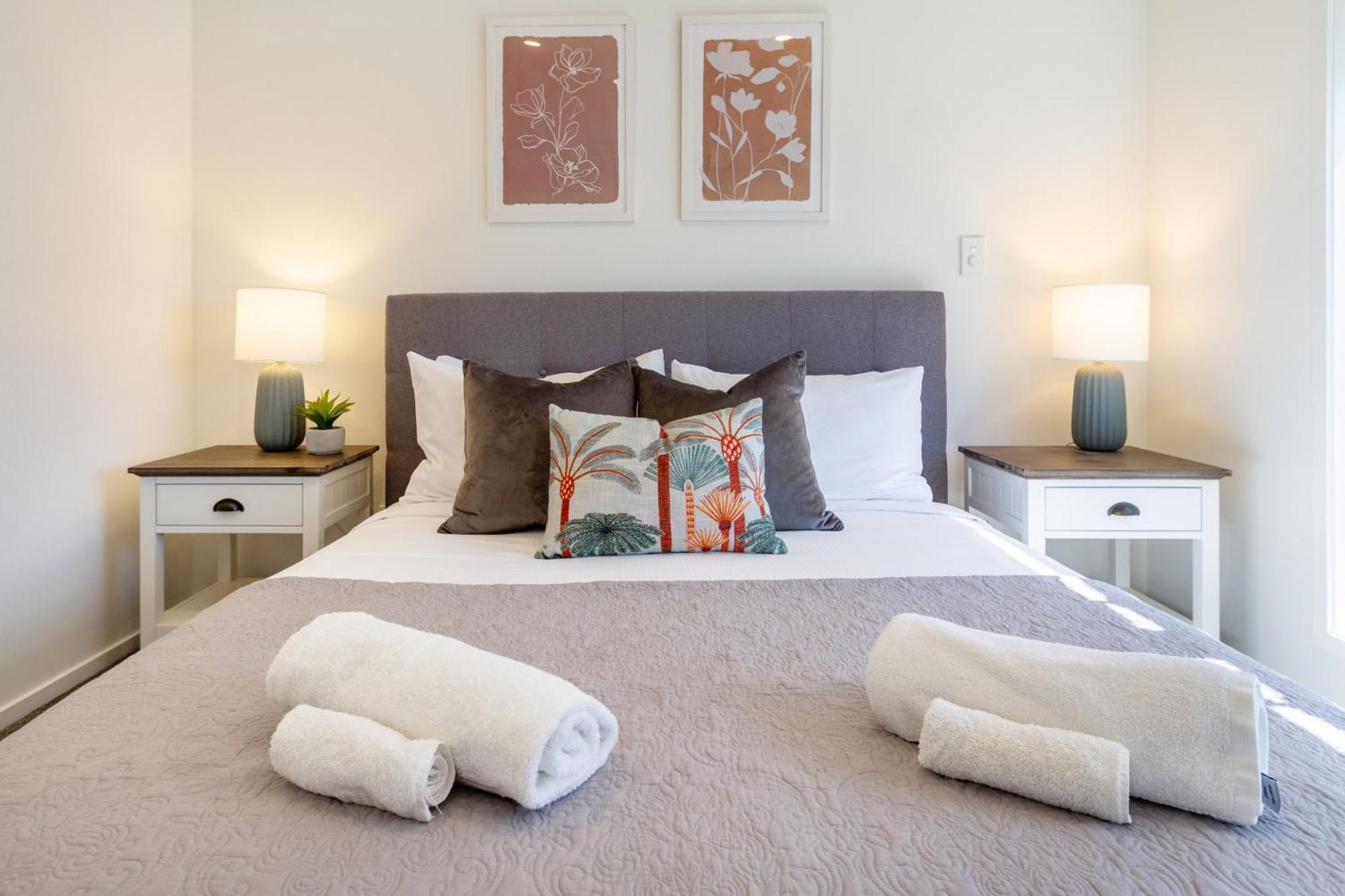 Two Bedroom, Two Bathroom Urban Oasis Christchurch Buitenkant foto